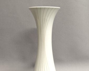 German Porcelain Vase - Hutscheneruther Vase