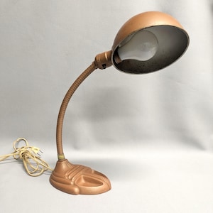 Vintage Rodale Lamp - Etsy