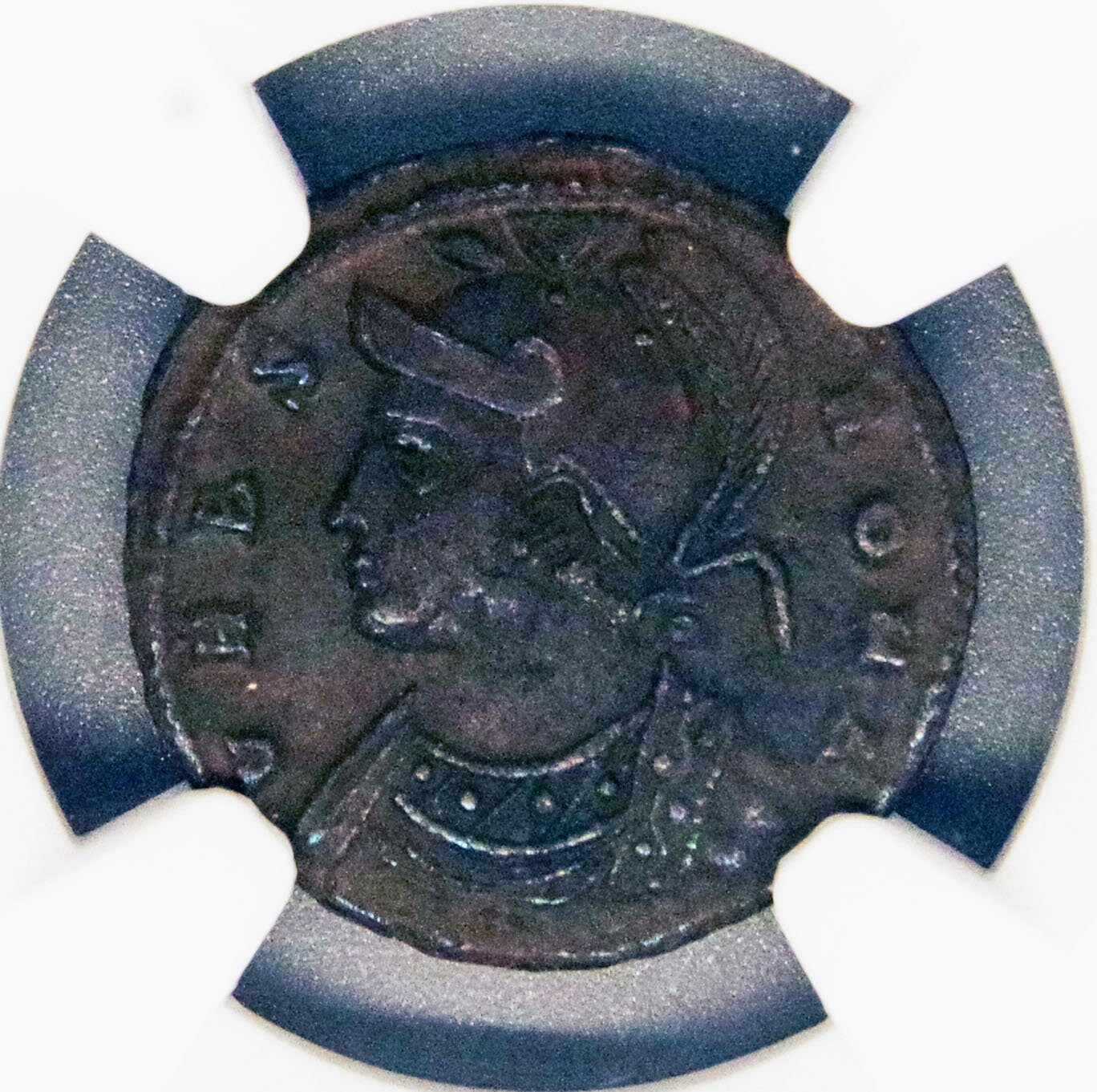 Constantinian, NGC Ch XF, AE 3/4 Bl-nummus, Siscia, She Wolf