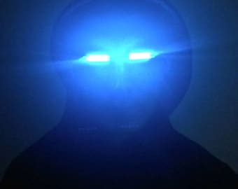 Glowing Eyes, does not blind