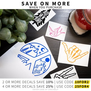 DECAL [Peace Skull Fingers] Vinyl Decal | Tattoo Decal | Skull Decal | Car Window Decal | Laptop Decal | Water Bottle Decal | Car Decal bild 3