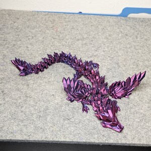 3d printed Articulating Color-Shifting Winged Crystal Dragon, Fidget Toy, Desk Stress and Sensory Toy, Dragon Decoration