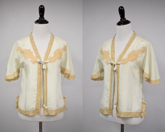 1930s Seafoam Silk & Lace Bed Jacket // Vintage 19