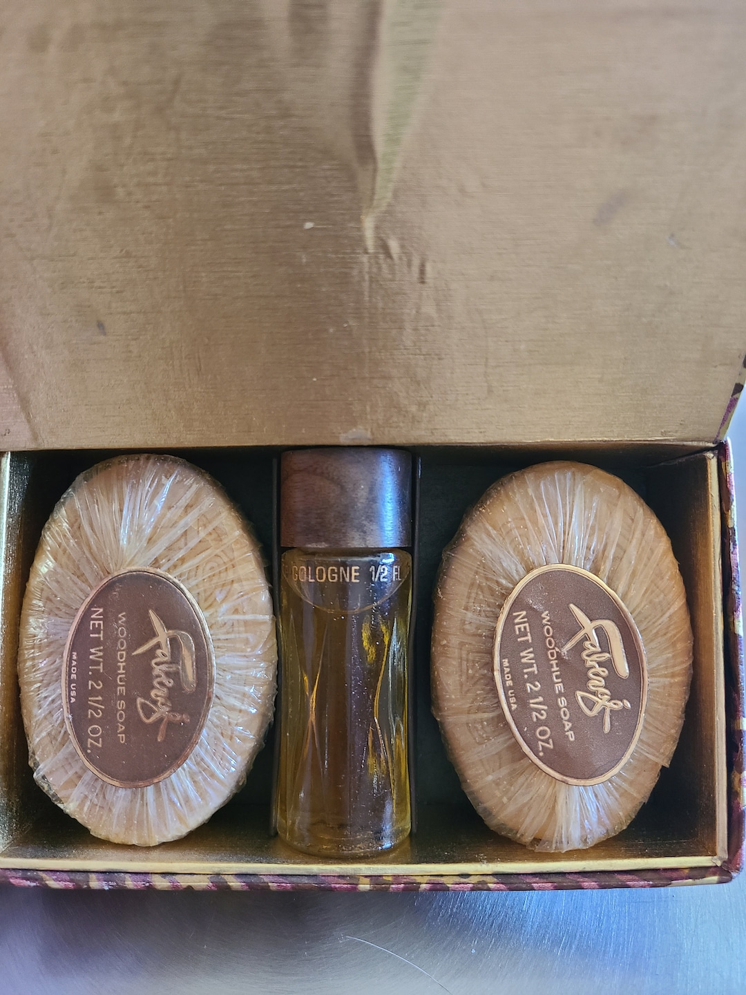 Faberge Ounce Woodhue Cologne and Soap Gift Set