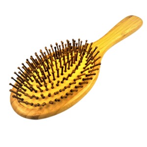 Spazzola per capelli districante e massaggiante in bambù di alta qualità, non statica, per tutti i tipi di capelli – I denti con setole in legno prevengono i problemi ai capelli