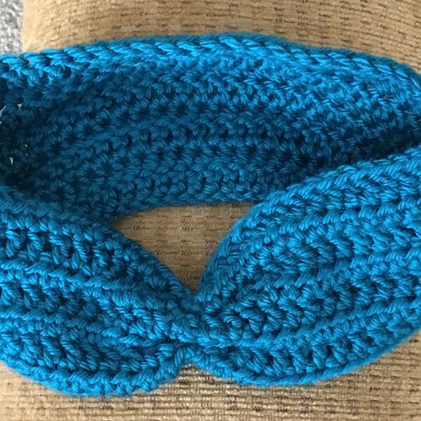 Turquoise Crochet Scrunch Headband