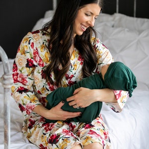 Mommy and Me Robe,Swaddle Set,Cute Matching Hospital Set,Gown,Maternity Robe,Floral Swaddle,Mom to Be,Baby Shower Gift,Boy,Gender Neutral