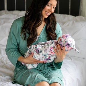 Matching Robe and Swaddle Set,Hospital Set,Hospital Robe,Maternity Robe,Floral Swaddle,Mom to Be,Baby Gift,Baby Girl,Mommy and Me,Blanket