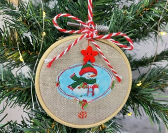 Christmas ornament, Christmas tree snowman, holiday decoration, embroidery hoop.