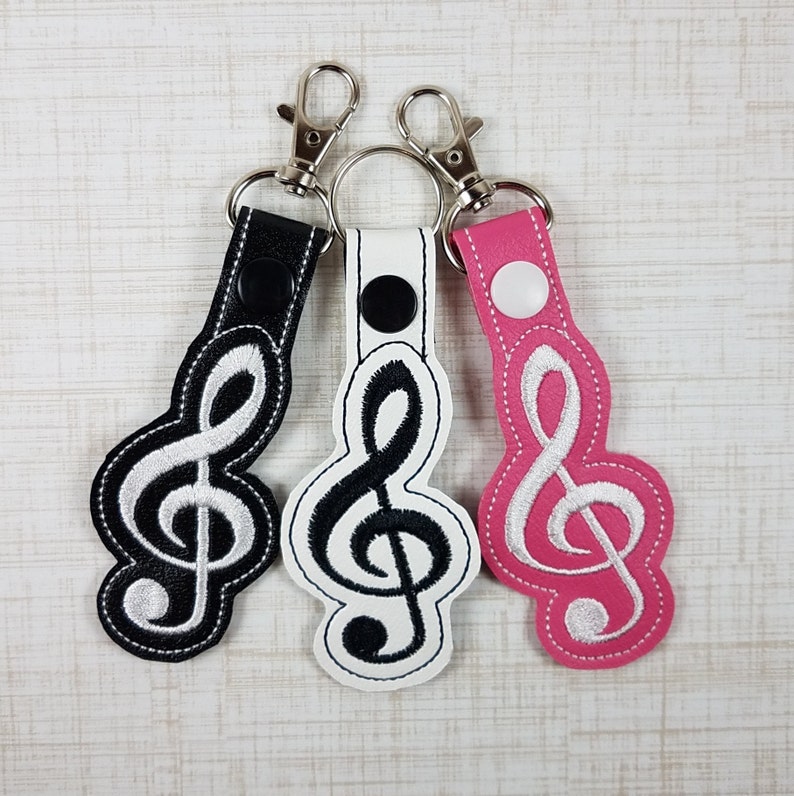 Music Keychain Treble Clef Keychain Embroidered Choir Gift Etsy
