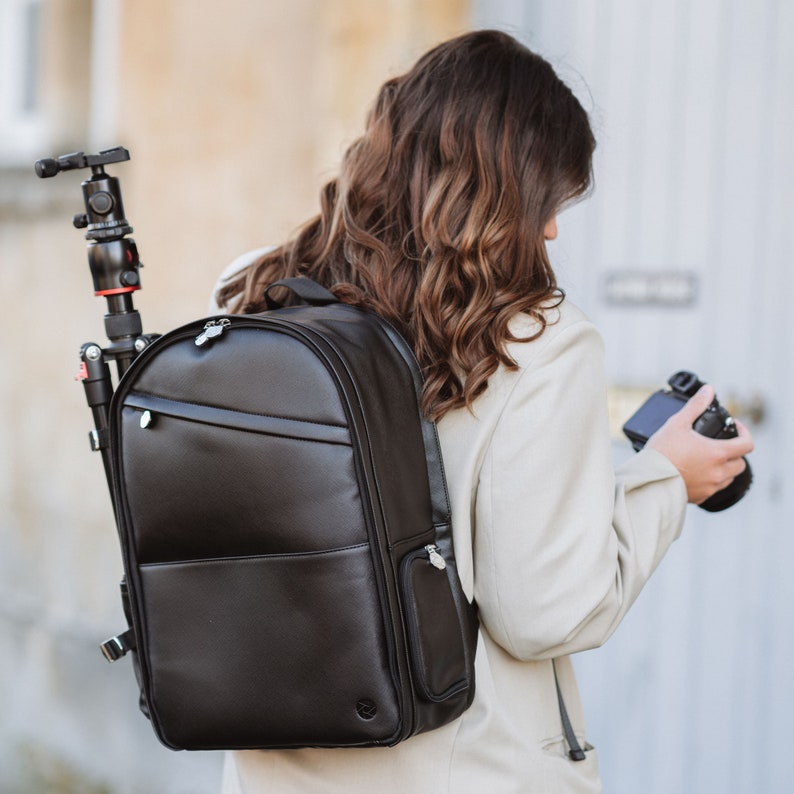 The Tog Bag. The stylish camera bag. image 7