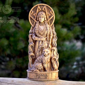 Oak Freya Statue: Norse Goddess Figurine, Viking Altar Decor