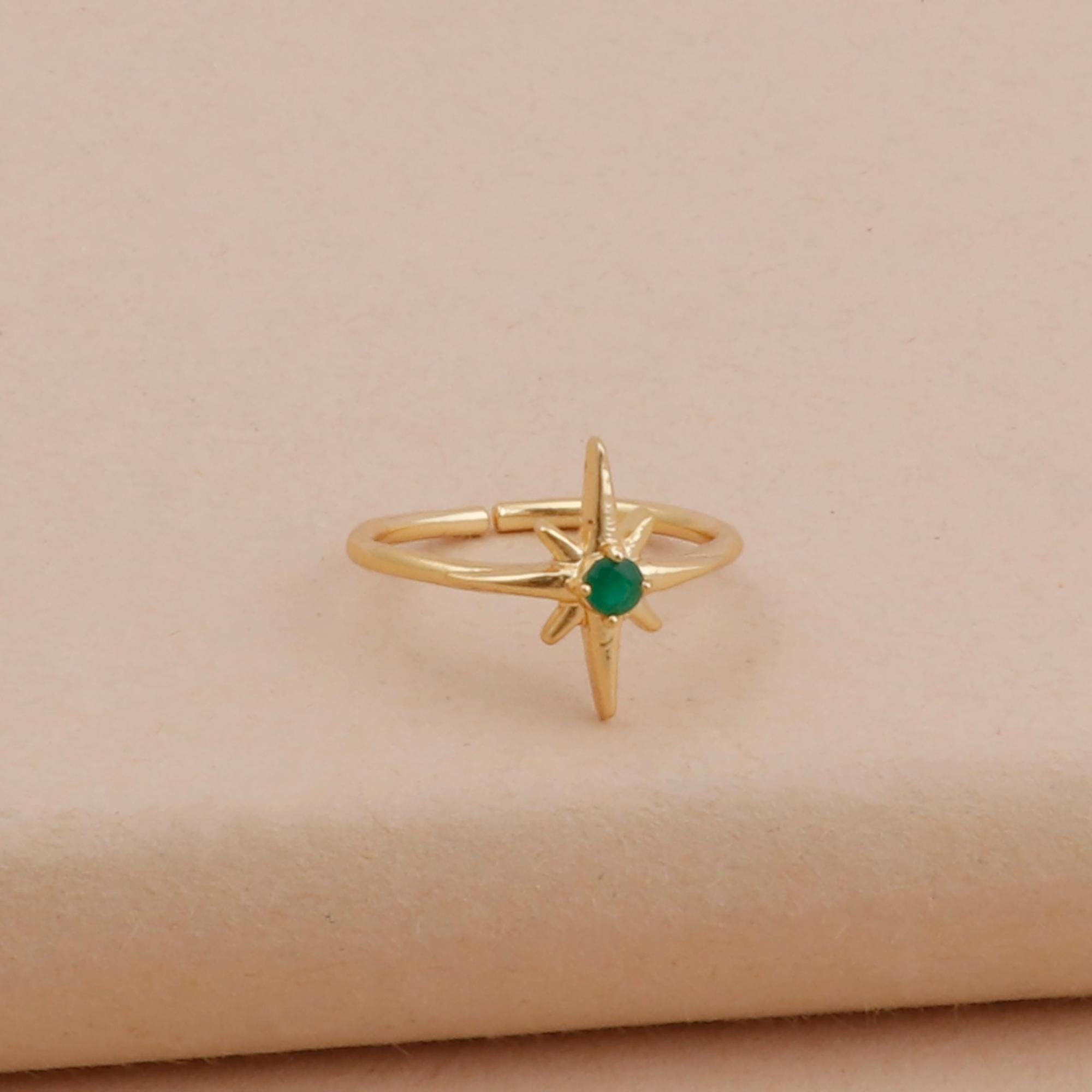 Star-shaped Ring With White Opalite Ring - Silver Statement 