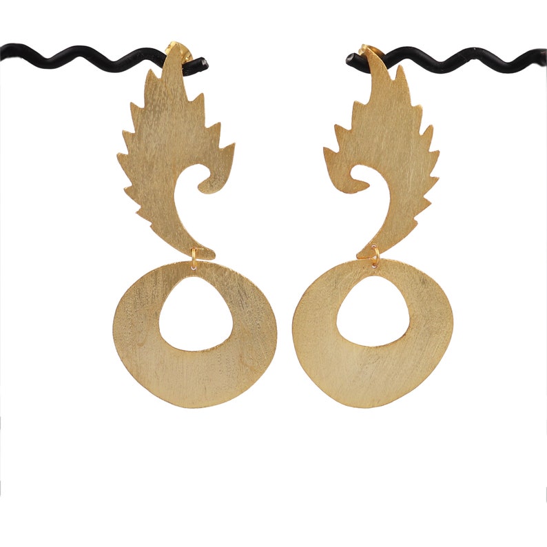 18k Gold on Brass Hook Minimalist Gold Earrings Bridesmaid Gifts Jewelry EJ-1099 Brushed Wavy Gold Earrings Stud Drop Earrings