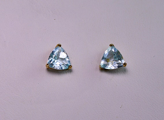 1 ct Blue Topaz 10kt Gold Setting Triangle Trilli… - image 1