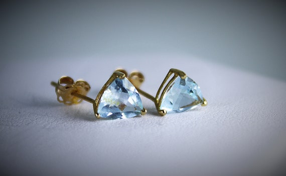 1 ct Blue Topaz 10kt Gold Setting Triangle Trilli… - image 8