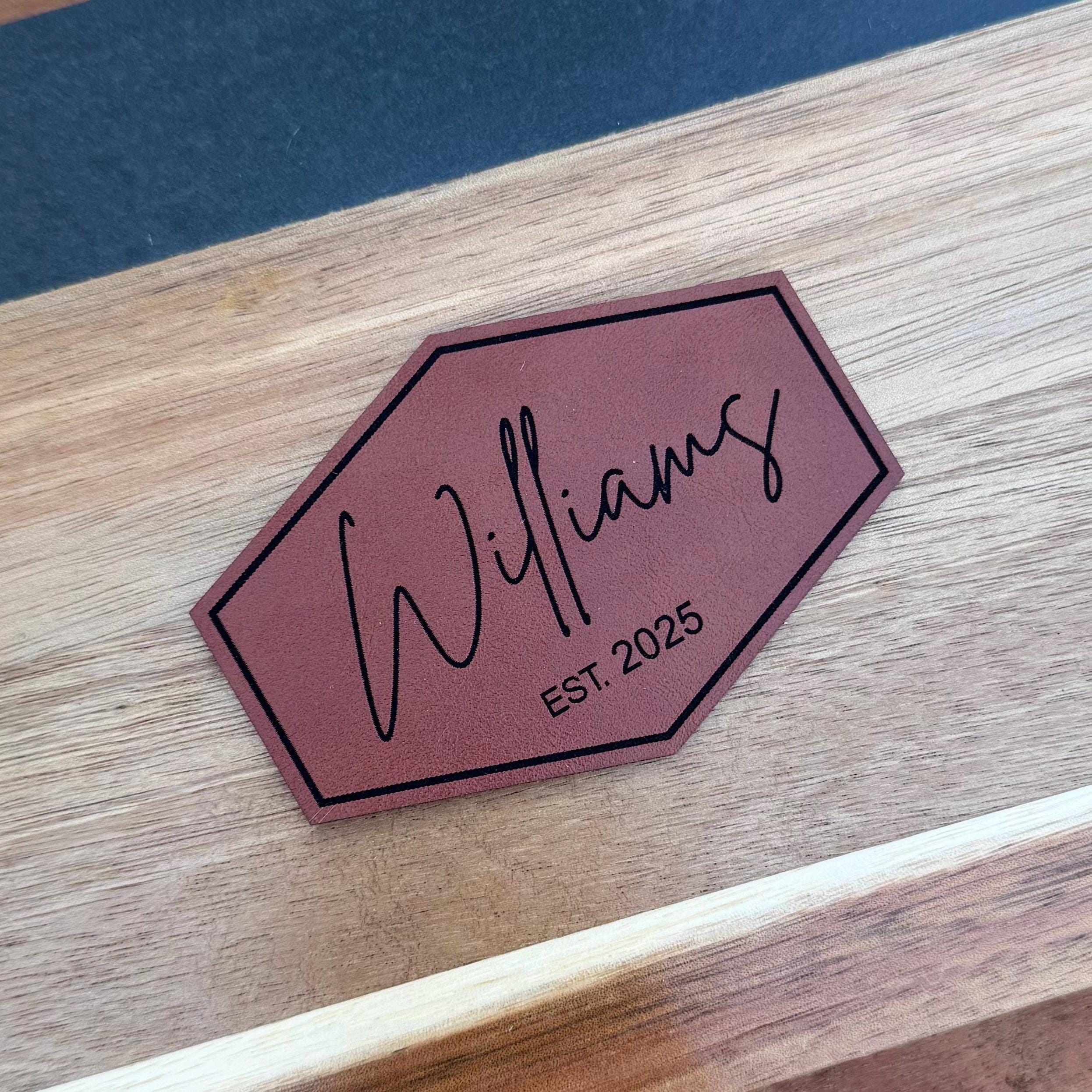 Personalisierter Faux Leder Name Patch - 3,3 "Aufbügeln graviert Patch