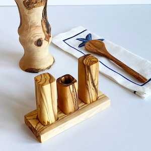 Olive Wood Salt & Pepper Shaker, Olive Wood Shaker, Olive Wood Table Set, Aesthetic Dining Set, High Quality Wooden Salt Shaker