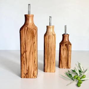 Personalized Olive Wood Oil Bottle | Handmade Olive Wood Oil Dispenser | Gift For The Home | 200 ml,  250 ml, 500 ml Oil Bottle