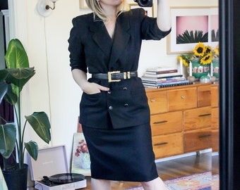 Vintage Black Wool Skirt Suit / Black Wool Blazer / Vintage Black Skirt / Vintage Black Skirt Suit / Fitted Skirt Suit / Vintage Wool Skirt