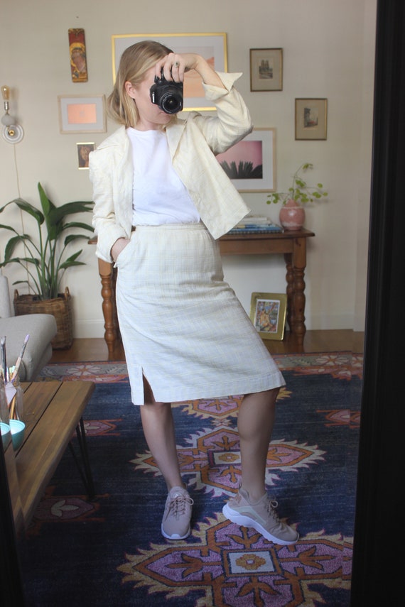 White Suit / White Skirt Suit / Vintage Suit / Vi… - image 1