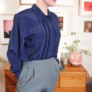 Vintage Silky Navy Blue Top / Vintage Blue Blouse / Shoulder Pads Blouse / Strong Shoulders / Vintage Oversized Blouse / 90s powersuit