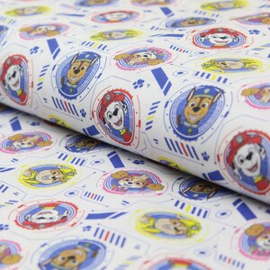 Tela de algodón. Insignias de la Patrulla Canina con licencia - Cachorros de dibujos animados - Tela para guardería - Manualidades - Acolchado - Tela infantil - OEKO-TEX