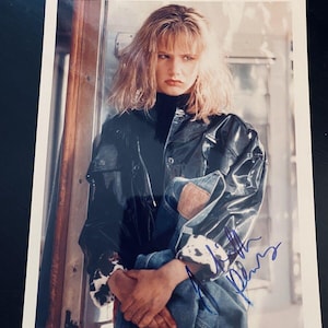 Signed Photo - Juliette Lewis - 8x10 Celebrity Original Autograph Vintage