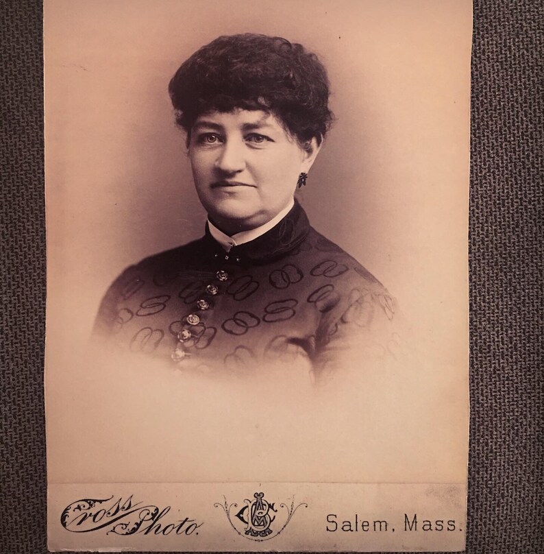 VictorianEdwardian 1800s Antique Cabinet Card Photo of a Young Woman 19th Century