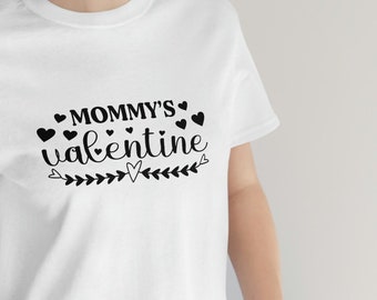 Mommy's T-shirt, Mama t-shirt, Mom shirt, Mother's Day Shirt, Mama Shirt, Mom Qualities Shirt, Mom Gift for New Mom, Best Mothers Day gift