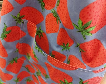 Ladies Apron Handmade Strawberry Print Apron with Pocket Kitchen Cooking Garden