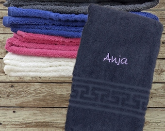Towel with name in desired color and desired size