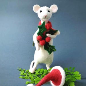 Custom made to order Christmas needle felted mouse with mistletoe