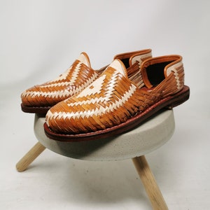 mens dress huaraches