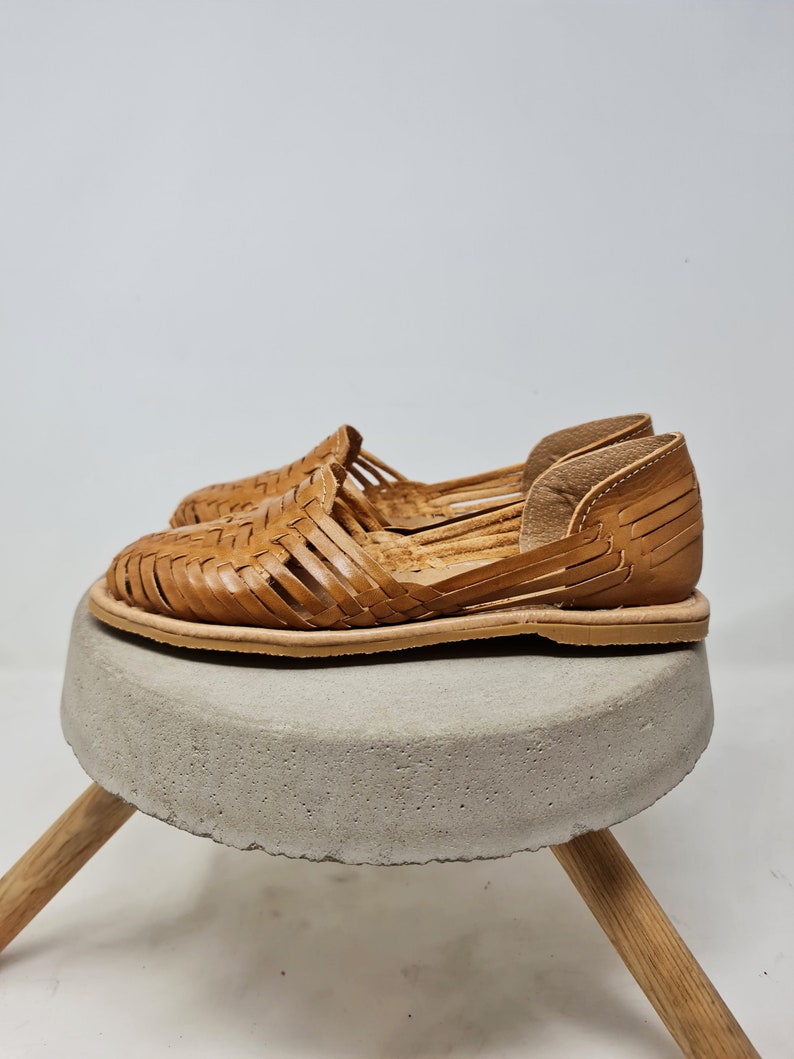 Sandalias mexicanas para mujer, huaraches color marrón hechos a mano en Mexico imagen 2