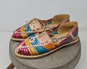 Mexican Huaraches for Women with Laces and Vibrant Colors - Special Discount for Last Pairs