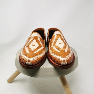 mens dress huaraches