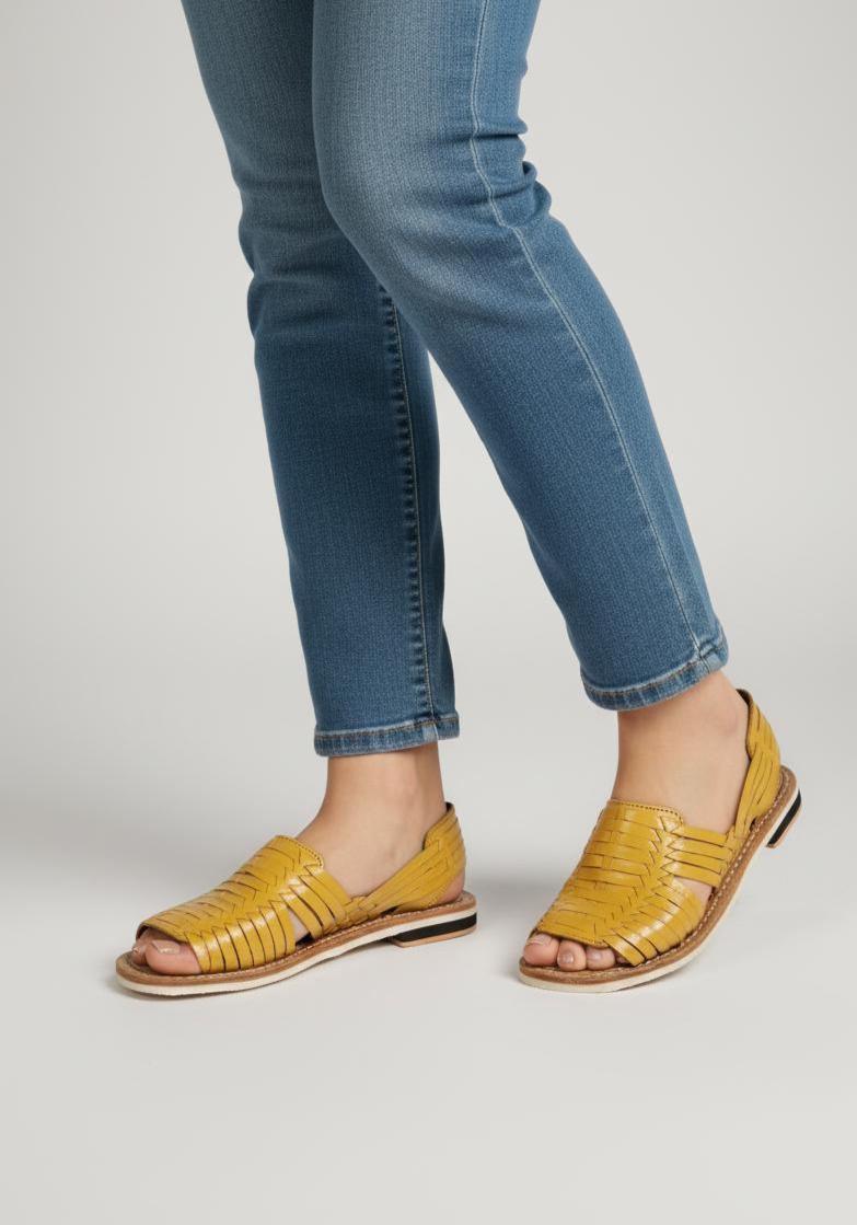 huaraches yellow womens