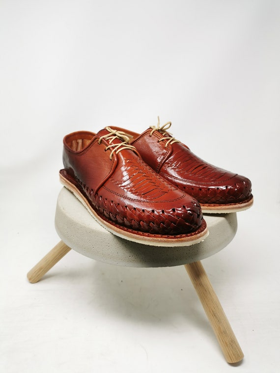 mexican huaraches with laces