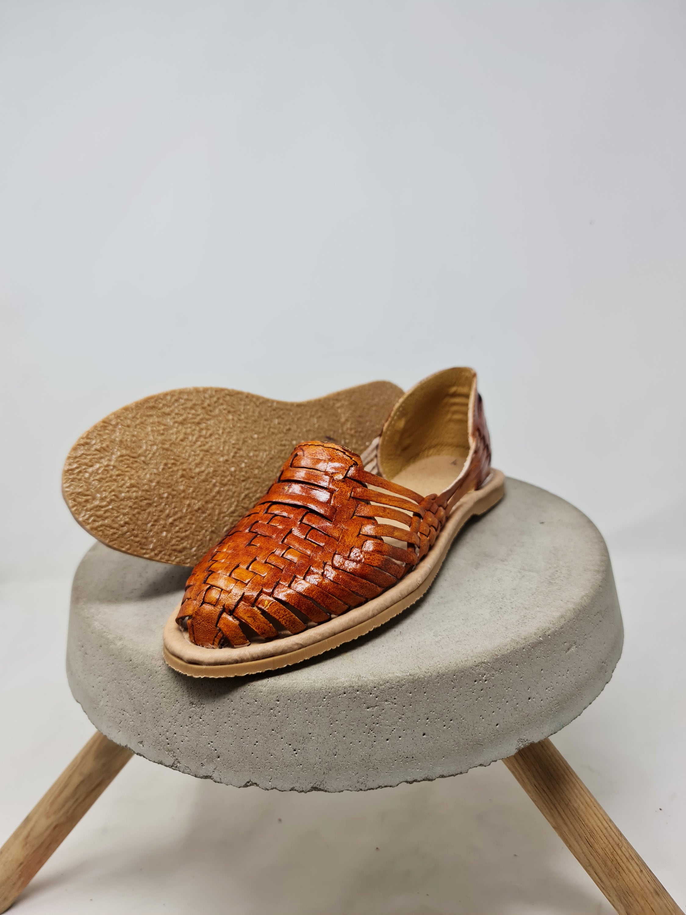 huaraches de tres puntas