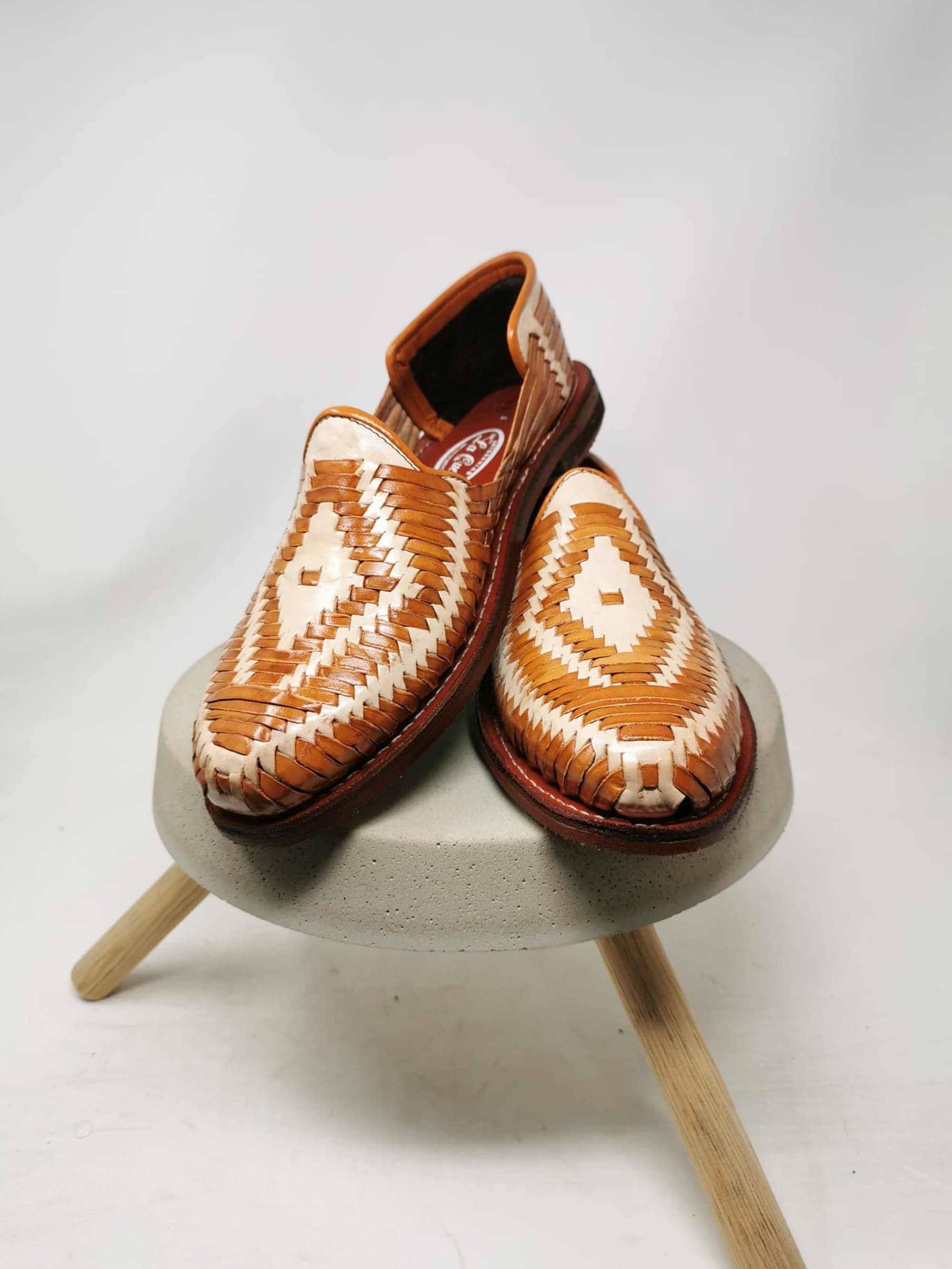 ar4237 nike