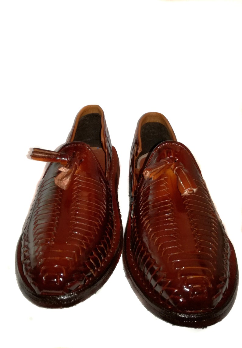 Mens Huaraches Sandals Mexican, 100% Leather Vintage Handmade Closed Toe Huarache Shoes with Tassels, Sizes 7-12 US image 3