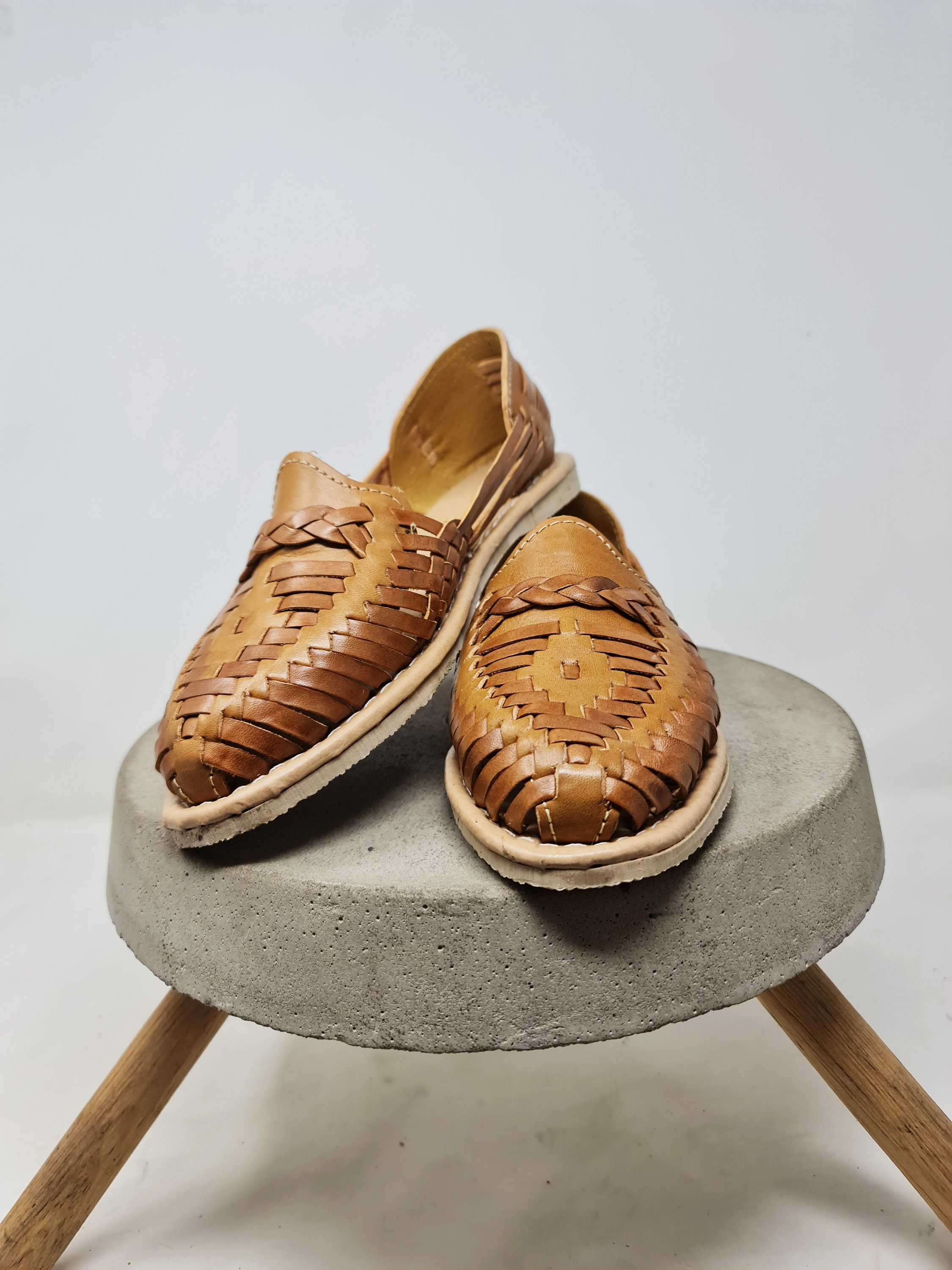 womens huarache size 7