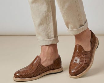 Mexican Huaraches for Men, Luggage Brown Leather, Rubber Sole, Closed Toe, Handmade Artisan Sandals