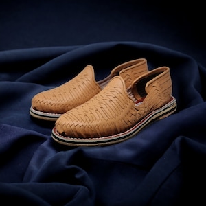 Mexican Men&#39;s Huaraches in Vachetta with Leather Sole | Shipped from Mexico