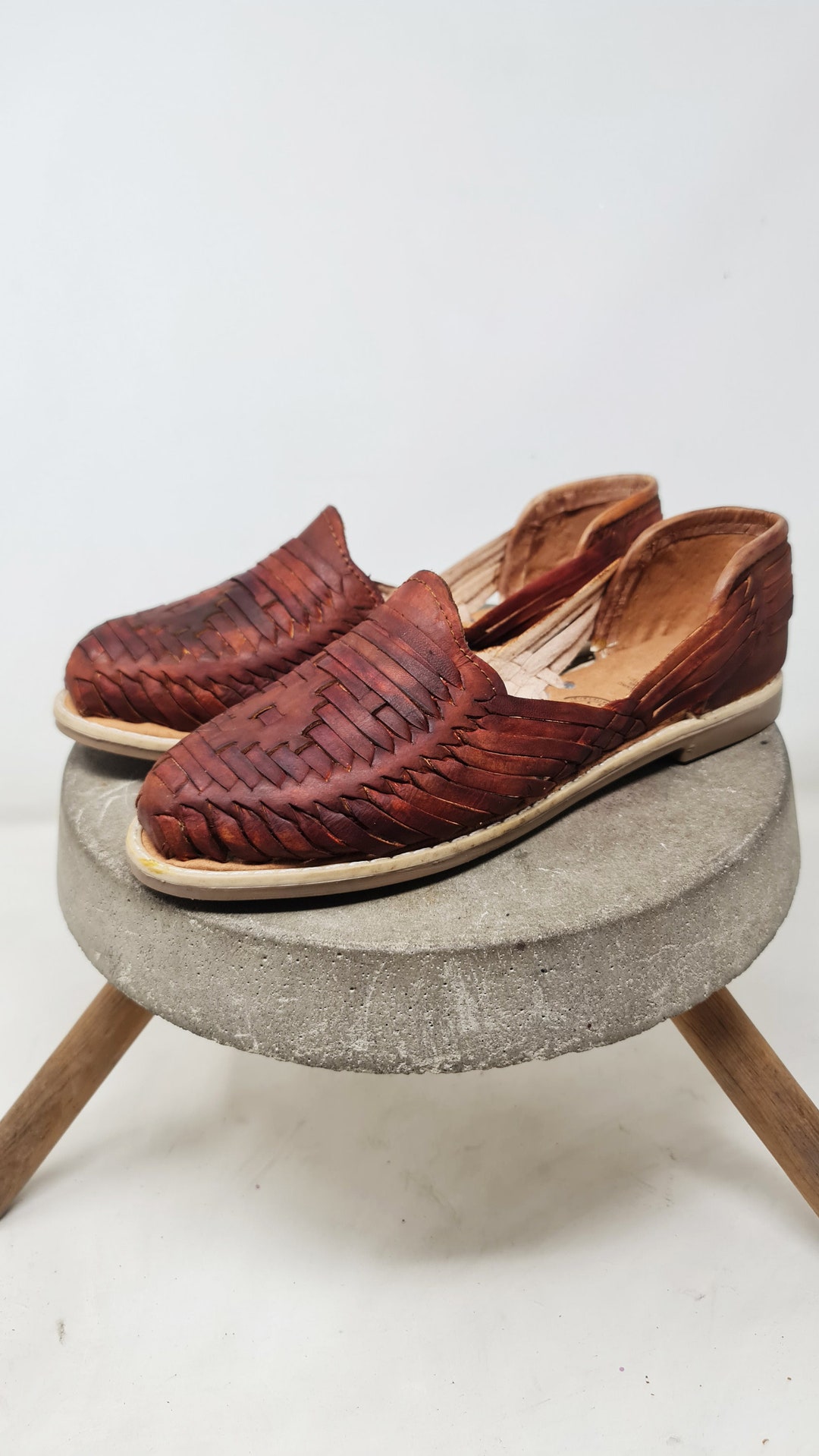 mujer huaraches mexicanos