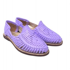 Mexican huaraches for women in lilac – Handcrafted, comfortable, and with authentic leather soles image 7