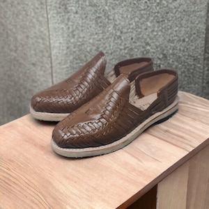 Mexikanische Huaraches für Herren, &quot;Luggage Brown&quot; Leder, Gummisohle, geschlossene Zehenpartie - handgefertigt und authentisch