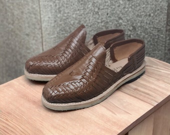 Men's Mexican Huaraches, "Luggage Brown" Leather, Rubber Sole, Closed Toe Style - Handcrafted and Authentic