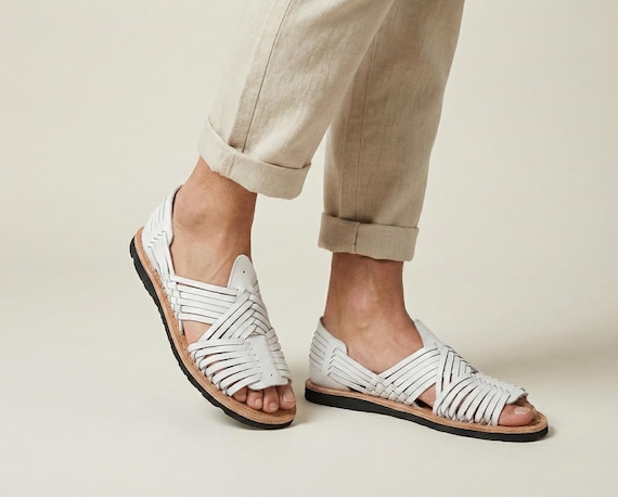 men white huraches